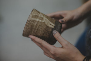 Projekt Pracownie_wywiad_August Design Studio_ceramika_fot_Radek Zawadzki