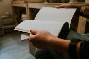 Projekt Pracownie_wywiad_Mleko Living_ceramika_fot_Robert Liwacki