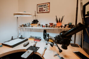 Projekt Pracownie_wywiad_Schiffers Jewellery_Kacper Schiffers_fot_Radek Zawadzki