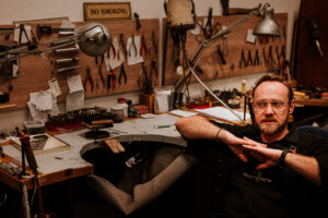 Projekt Pracownie_wywiad_Schiffers Jewellery_Kacper Schiffers_fot_Radek Zawadzki