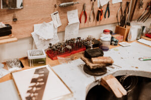 Projekt Pracownie_wywiad_Schiffers Jewellery_Kacper Schiffers_fot_Radek Zawadzki