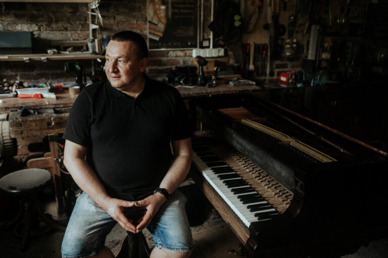 Projekt Pracownie_wywiad_Pracownia Pianin i Fortepianów Andrzej Włodarczyk_fot_Marcin Szumowski