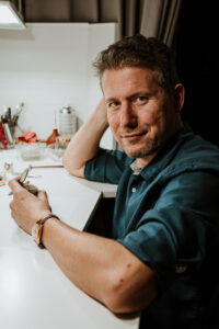 Projekt Pracownie_Zegarmistrz Sebastian Hupert_fot_Radek Zawadzki