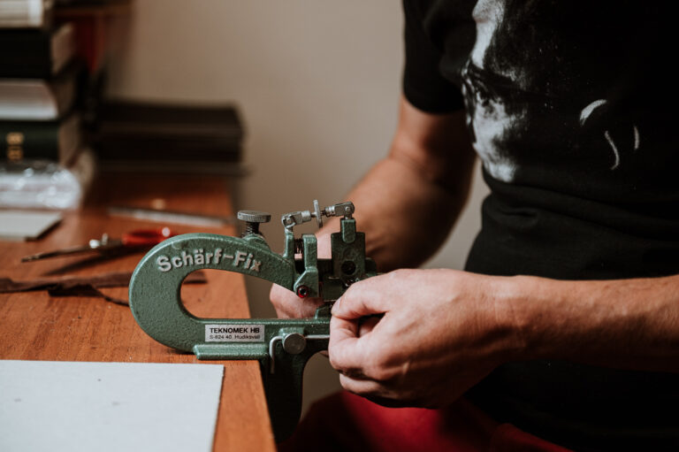 Projekt Pracownie_Poznańscy Rzemieślnicy_Introligatornia Lewandowscy_Radek Zawadzki