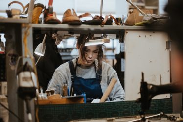 Projekt Pracownie_Wielki Shoe_szewc_wywiad_Małgorzata Herman_fot_Karolina Lewandowskaki_Shoe